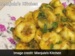 Watch: Quick And Easy Banana Curry (Kele Ki Sabzi) Recipe Video Watch: Quick And Easy Banana Curry (Kele Ki Sabzi) Recipe Video