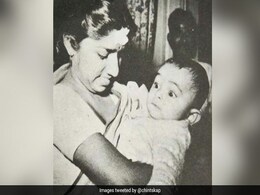 लता मंगेशकर की गोद में नजर आए नन्हें ऋषि कपूर, Photo शेयर कर बोले- क्या मैं दुनिया को बता सकता हूं... लता मंगेशकर की गोद में नजर आए नन्हें ऋषि कपूर, Photo शेयर कर बोले- क्या मैं दुनिया को बता सकता हूं...