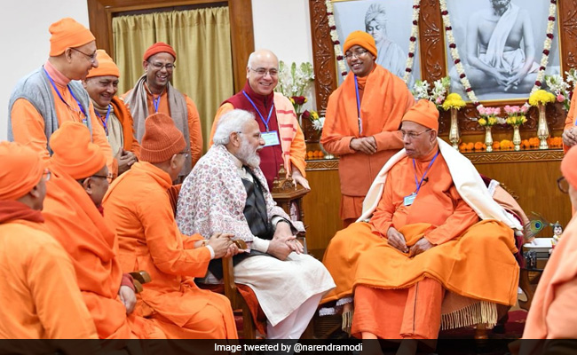 PM Modi Reaches Belur Math, To Spend Night, Attend Morning Prayers