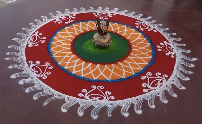 Happy Pongal 2020: Kolam, Rangoli Designs For Pongal Festival