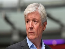 BBC Boss Tony Hall To Step Down Amid Scrutiny Over Funding BBC Boss Tony Hall To Step Down Amid Scrutiny Over Funding