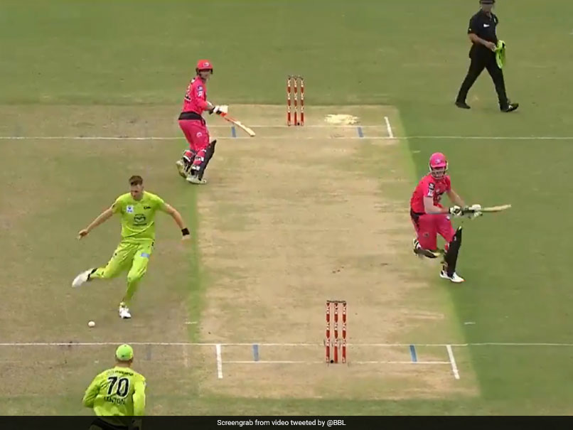 Watch: Chris Morris Exhibits "Elite Footwork" To Run Out Batsman In BBL Game