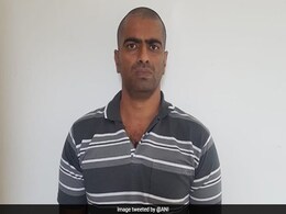 मेंगलुरु एयरपोर्ट पर बम लगाने वाले संदिग्ध ने किया सरेंडर, पूछताछ में कहा- इंजीनियरिंग, MBA के बाद सुरक्षा गार्ड की नौकरी नहीं मिलने पर था नाराज मेंगलुरु एयरपोर्ट पर बम लगाने वाले संदिग्ध ने किया सरेंडर, पूछताछ में कहा- इंजीनियरिंग, MBA के बाद सुरक्षा गार्ड की नौकरी नहीं मिलने पर था नाराज