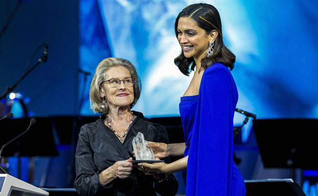 Deepika Padukone Quotes Martin Luther King To Talk Mental Health At Davos