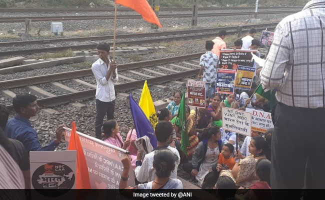 47 Arrested In Mumbai For Blocking Railway Tracks During Anti-CAA Protests