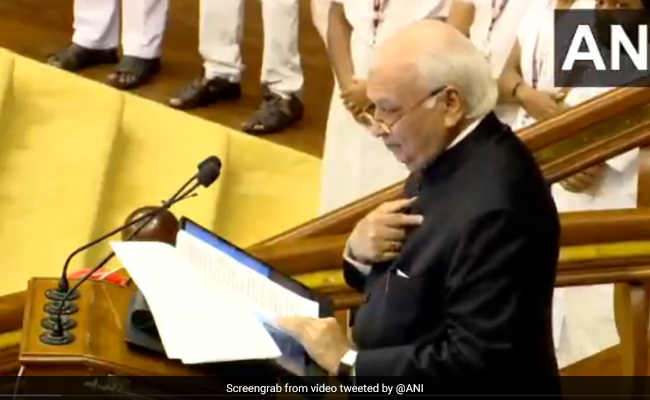 'CAA के खिलाफ' भाषण पढ़ने से पहले बोले केरल गवर्नर आरिफ मोहम्मद खान- मुख्यमंत्री चाहते हैं मैं इसे पढ़ूं