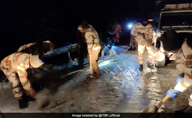 Over 400 Stranded Due To Snowfall In Uttarakhand Rescued By ITBP