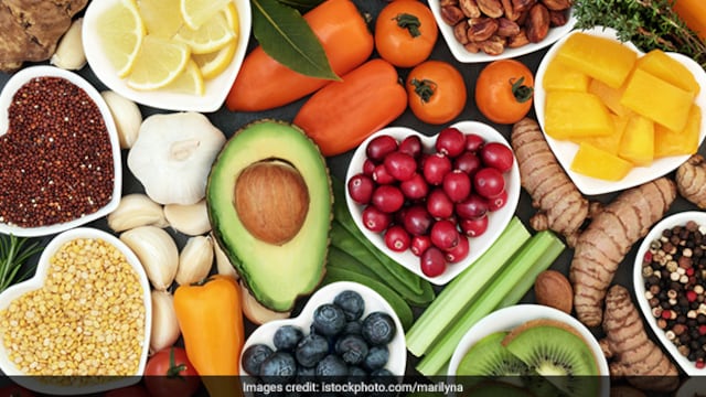 Add these foods to your diet to fight anxiety naturally