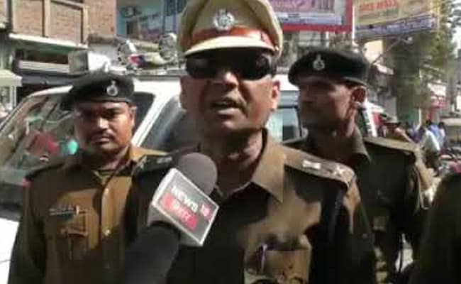 फिल्मी स्टाइल को लेकर वायरल हो रहा नवादा के SP का वीडियो, बोले- मेरी औकात ठेला हटाने भर की