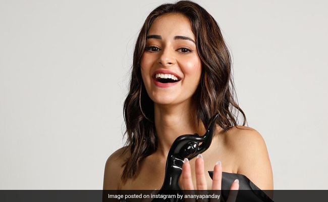 Ananya Panday Loves Butter Chicken, Pizza And Pancakes Here's Proof!