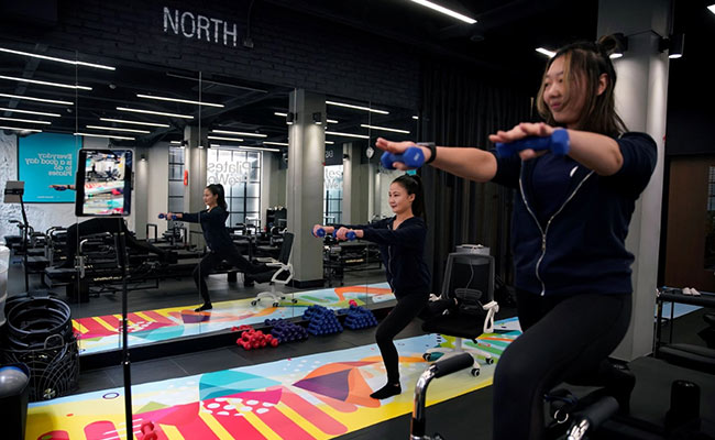 Chinese Gyms Livestream Workouts To Members Amid Virus Outbreak