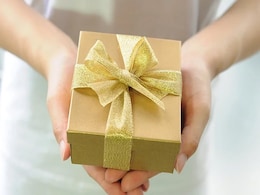 Diwali Gift: दिवाली पर ये गिफ्ट्स देकर अपने प्रियजनों को कर सकते हैं खुश, यहां देखें Ideas Diwali Gift: दिवाली पर ये गिफ्ट्स देकर अपने प्रियजनों को कर सकते हैं खुश, यहां देखें Ideas