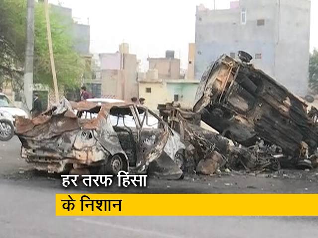 दिल्ली हिंसा के बाद करावल नगर और चांदबाग में खौफ का मंजर