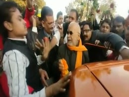Granted Bail, Rape Accused Chinmayanand Walks Out Of UP Jail To Grand Welcome Granted Bail, Rape Accused Chinmayanand Walks Out Of UP Jail To Grand Welcome