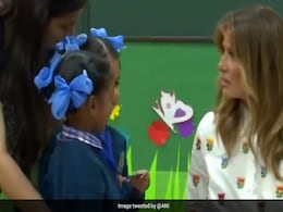 डोनाल्ड ट्रंप की पत्नी पहुंची सरकारी स्कूल, बच्ची बोली- 'मेरा नाम पूजा है...' तो ऐसे किया रिएक्ट, देखें Video डोनाल्ड ट्रंप की पत्नी पहुंची सरकारी स्कूल, बच्ची बोली- 'मेरा नाम पूजा है...' तो ऐसे किया रिएक्ट, देखें Video