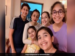Namrata Shirodkar Shares Million-Dollar Pic With Gautham, Sitara And Friends Namrata Shirodkar Shares Million-Dollar Pic With Gautham, Sitara And Friends