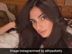 Athiya Shetty Has 'Happiness In A Bowl' For Breakfast, Check Out What She Ate