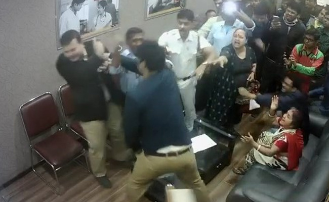 After Woman Dies During Childbirth, Man Slaps Doctor At Kolkata Hospital