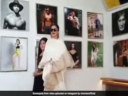 अमिताभ बच्चन की फोटो देख दूर भागीं रेखा, बोलीं- डेंजर जोन है...देखें वायरल Video अमिताभ बच्चन की फोटो देख दूर भागीं रेखा, बोलीं- डेंजर जोन है...देखें वायरल Video