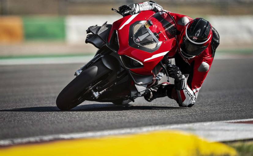 Ducati Superleggera V4 With 230 bhp Power Unveiled