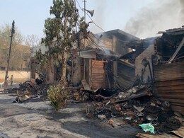 North East Delhi Clashes Updates: Amit Shah Holds Third Meeting In 24 Hours, Section 144 Imposed In Some Areas North East Delhi Clashes Updates: Amit Shah Holds Third Meeting In 24 Hours, Section 144 Imposed In Some Areas