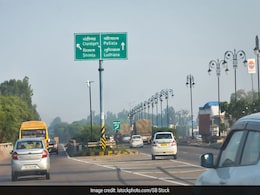 कोरोनावायरस : पंजाब में जिस शख्स की हुई मौत, उसकी वजह से 23 हुए शिकार, 100 लोगों से की थी मुलाकात, 15 गांव सील कोरोनावायरस : पंजाब में जिस शख्स की हुई मौत, उसकी वजह से 23 हुए शिकार, 100 लोगों से की थी मुलाकात, 15 गांव सील