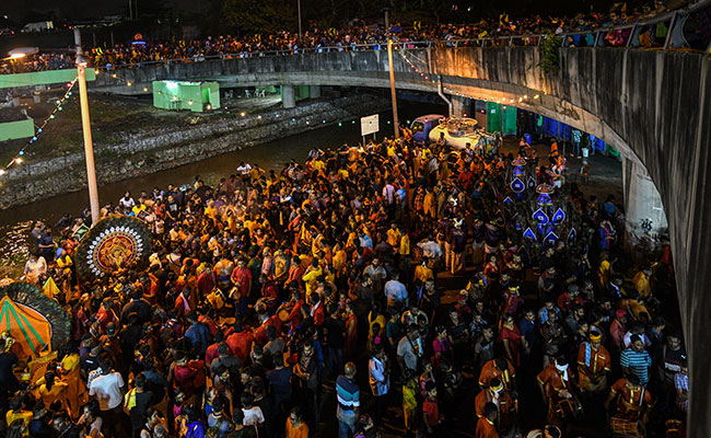 Malaysian Hindus Defy Coronavirus Scare To Celebrate Thaipusam Festival