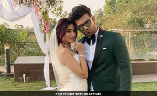 Trending: Paras Chhabra And Mahira Sharma Right Out Of A Fairy Tale. See Pics