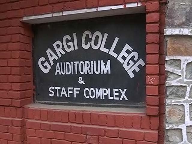 Sexual Assault On Girls' College Campus In Delhi University, Other Top Stories