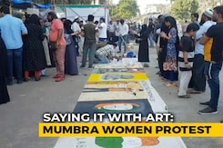 Artists Who Painted At Delhi's Shaheen Bagh Join Protest Near Mumbai Artists Who Painted At Delhi's Shaheen Bagh Join Protest Near Mumbai