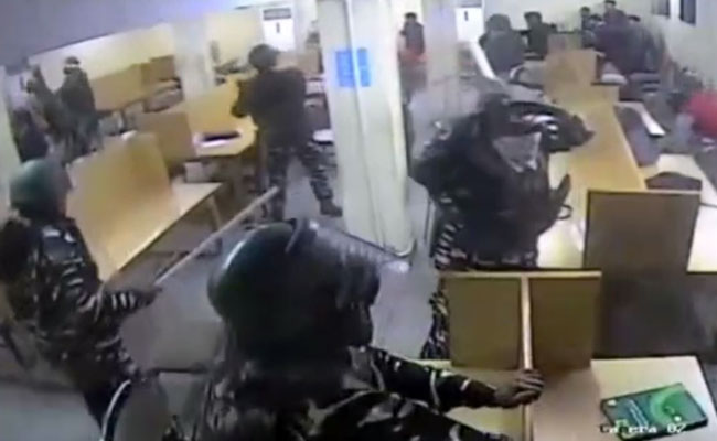 Delhi Police Team Visits Jamia After Videos Of Police Crackdown Surface
