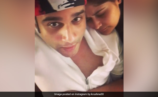 आरती सिंह पर हुआ बिग बॉस का गहरा असर, भाई कृष्णा अभिषेक ने Video शेयर कर खोला राज