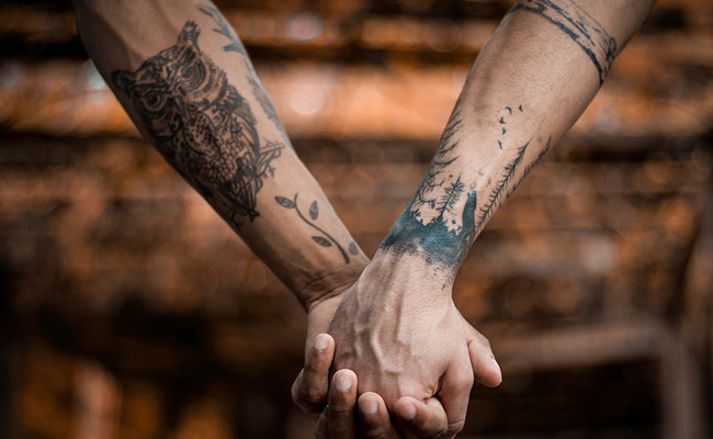 Would You Dare To Get A Couple Tattoo This Valentine’s Day?