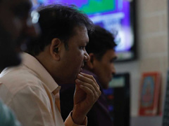 Sensex, Nifty Drop Nearly 2% As Bank, IT, Metal Shares Weigh On Markets
