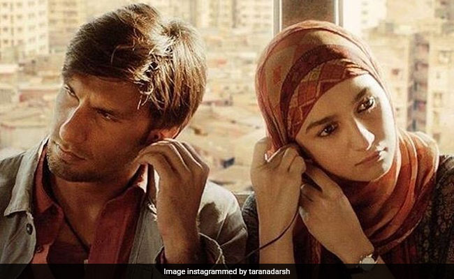 Filmfare Awards 2020: Alia Bhatt, Ranveer Singh's <I>Gully Boy</i> Sweeps Top Awards. Complete List Of Winners