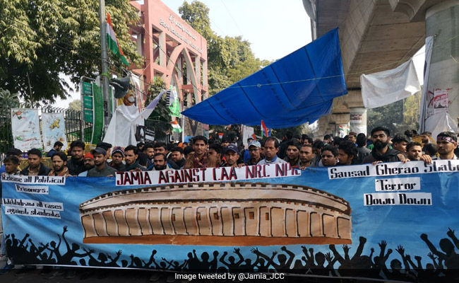 Jamia University Students Take Out March Towards Parliament Against CAA