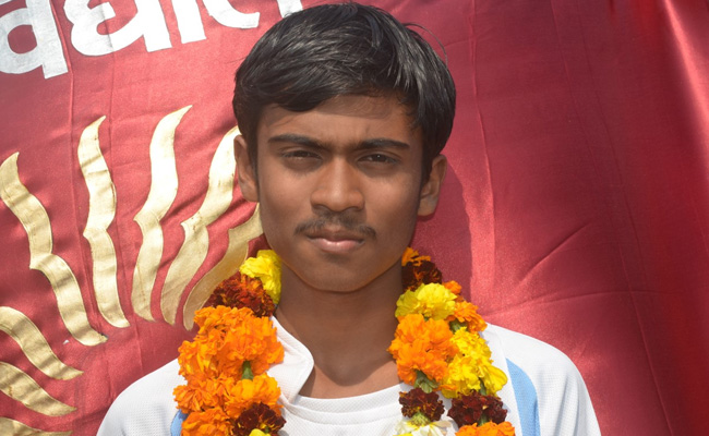 Class 7 <i>Kendriya Vidyalaya</i> Student Completes 900 KM Marathon From Jabalpur To Delhi In 18 Days