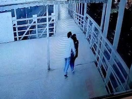 Suspected Serial Molester Caught On CCTV Targeting Woman At Mumbai Bridge Suspected Serial Molester Caught On CCTV Targeting Woman At Mumbai Bridge