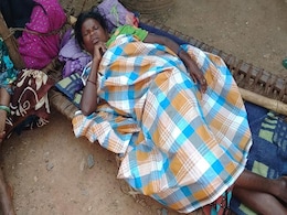 Pregnant Woman, 5 Others Thrashed By Security Forces In Chhattisgarh Pregnant Woman, 5 Others Thrashed By Security Forces In Chhattisgarh