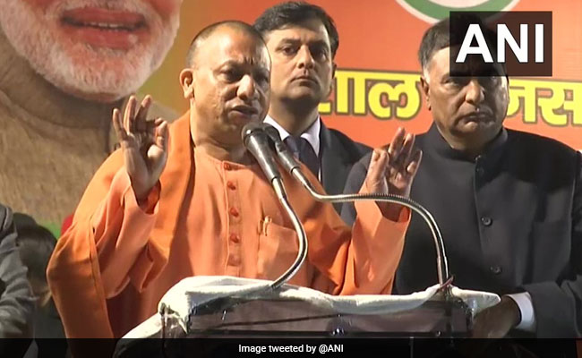 कांवड़ यात्री पर जो हमला करेगा उस पर बोली नहीं, पुलिस की गोली काम करेगी : योगी आदित्यनाथ