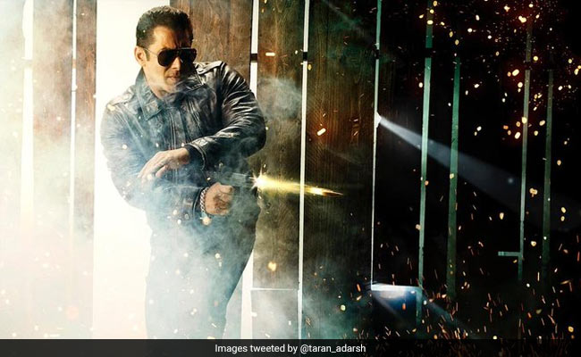 सलमान खान की 'राधे' को यशराज करेगा डिस्ट्रिब्यूट तो ट्विटर पर अक्षय के फैन्स बोले- डूब गया YRF, पनौती है सलमान...