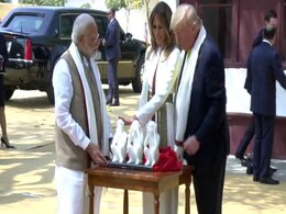 PM मोदी ने डोनाल्ड ट्रंप को महात्मा गांधी के 3 बंदरों से मिलवाया, कहानी भी सुनाई PM मोदी ने डोनाल्ड ट्रंप को महात्मा गांधी के 3 बंदरों से मिलवाया, कहानी भी सुनाई