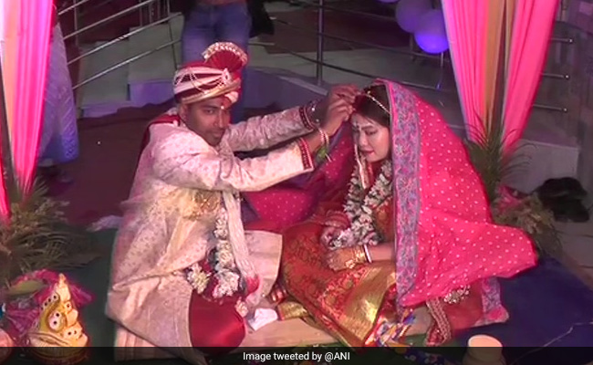 Chinese Bride's Family Misses Wedding In India Due To Coronavirus Travel Ban