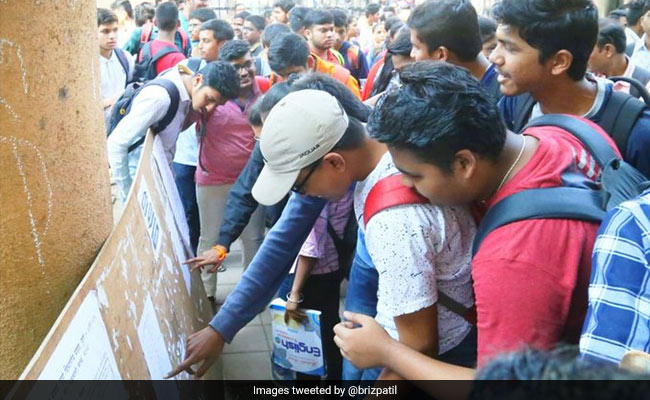 CBSE 12th परिणाम: त्रिवेंद्रम रीजन से सर्वाधिक स्‍टूडेंट हुए कामयाब, यह रीजन रहा फिसड्डी..