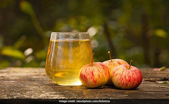 Apple cider vinegar can help you fight various skin issues