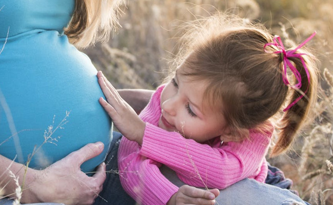 7 Books On Parenting And Motherhood For All New Parents To Read