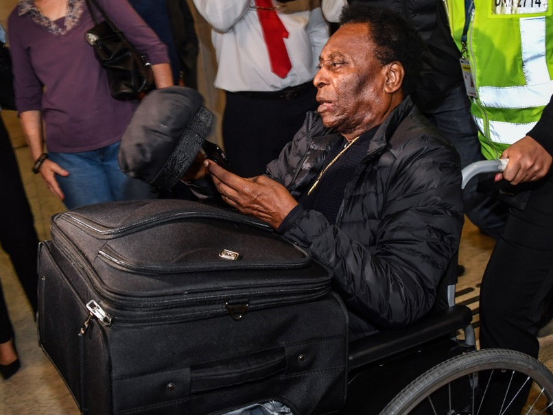 "I Try To Keep The Ball Rolling": Pele Says He Is "Doing Fine"