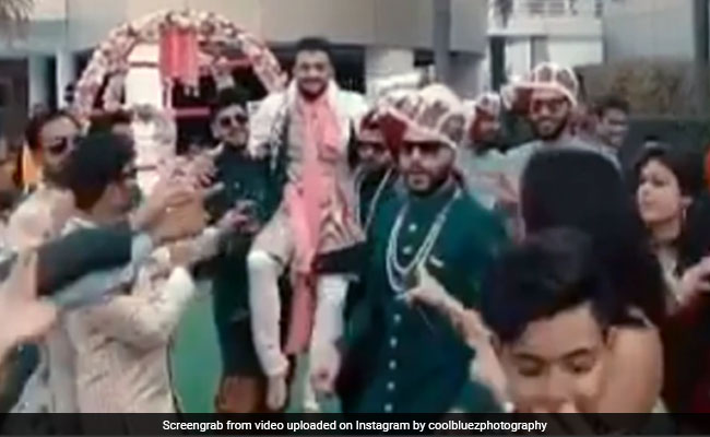 25 लाख शादियां न बन जाएं मुसीबत, ओमिक्रॉन के खतरे के बीच विशेषज्ञों ने किया आगाह