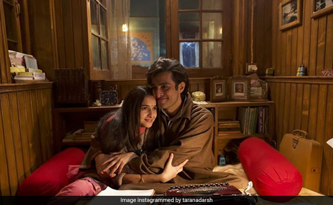 <I>Shikara</I> Box Office Collection Day 1: Vidhu Vinod Chopra's Film 'Surprises' On First Day, Earns Rs 1 Crore