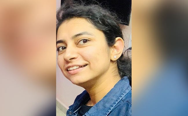 दिल्ली: सब इंस्पेक्टर प्रीति अहलावत की गोली मारकर हत्या, खंगाले जा रहे CCTV फुटेज
